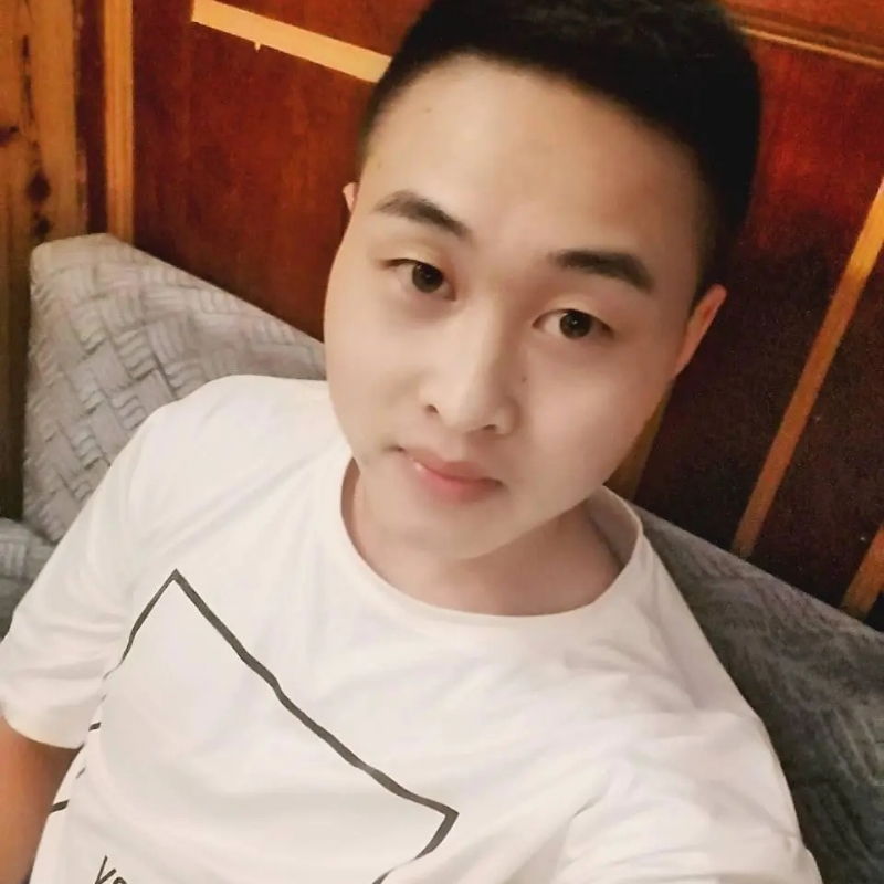 娃娃脸小爸爸的第二张照片--芜湖相亲服务中心