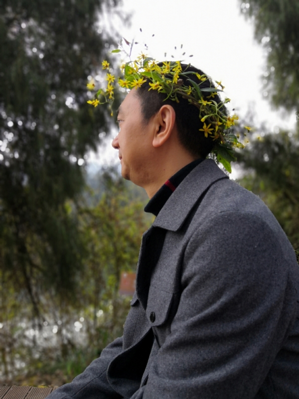 小白杨的第一张照片--芜湖相亲服务中心