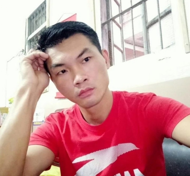 英俊的台灯的第一张照片--芜湖相亲服务中心