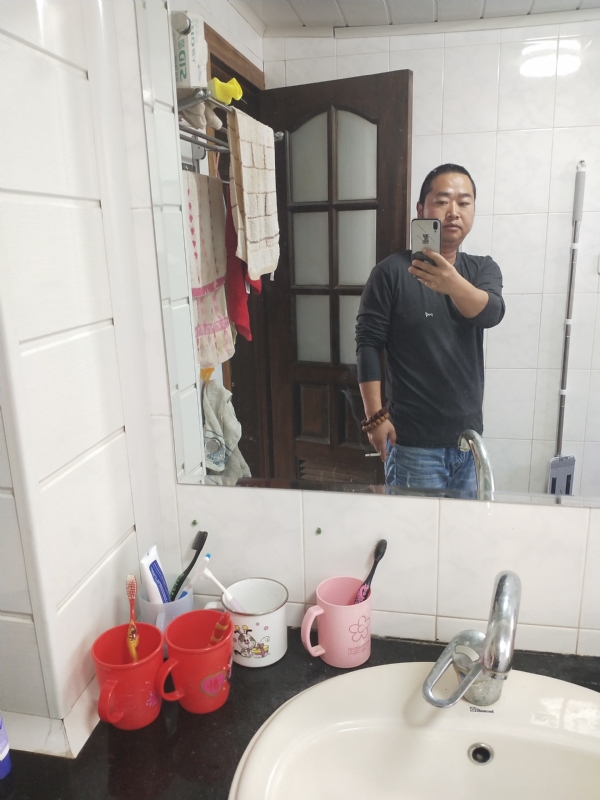 半世人间的第二张照片--芜湖相亲服务中心