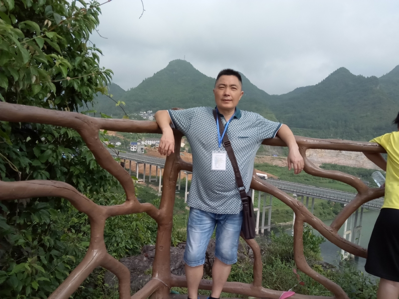 岁月无声的第一张照片--芜湖相亲服务中心