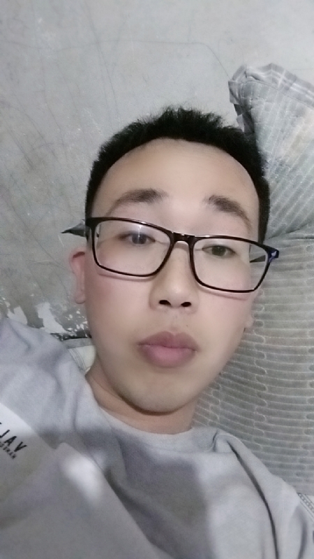 喜欢比我大的女人的第一张照片--芜湖相亲服务中心