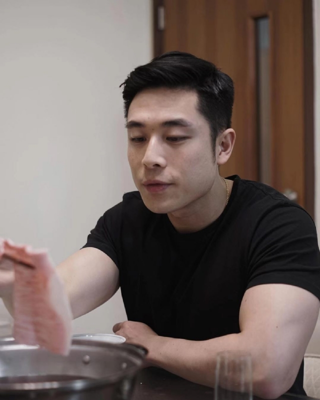 李浩泓的第一张照片--芜湖相亲服务中心