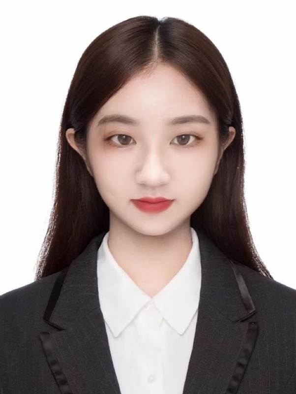 侧耳倾听的第一张照片--芜湖相亲服务中心