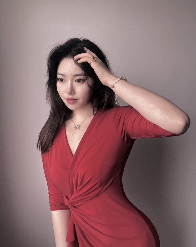 YANGYANG的第一张照片--芜湖相亲服务中心