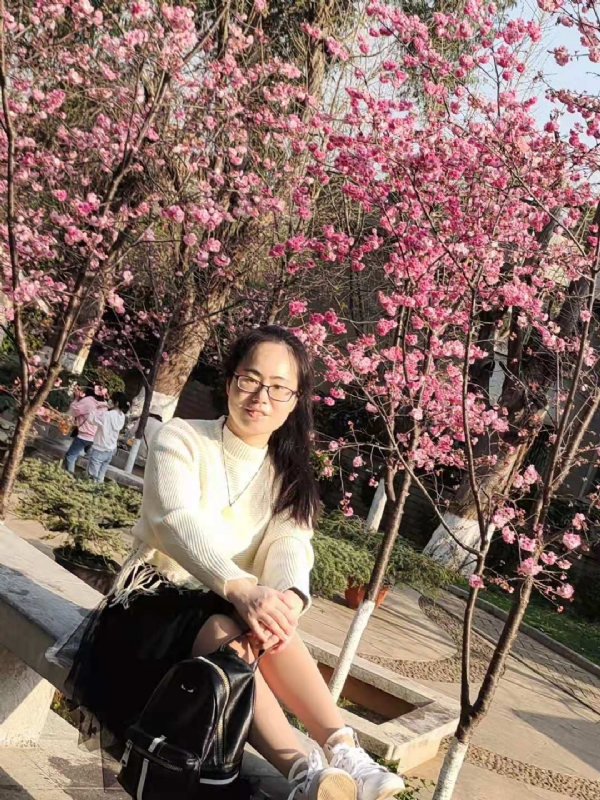 Nancy的第一张照片--芜湖相亲服务中心