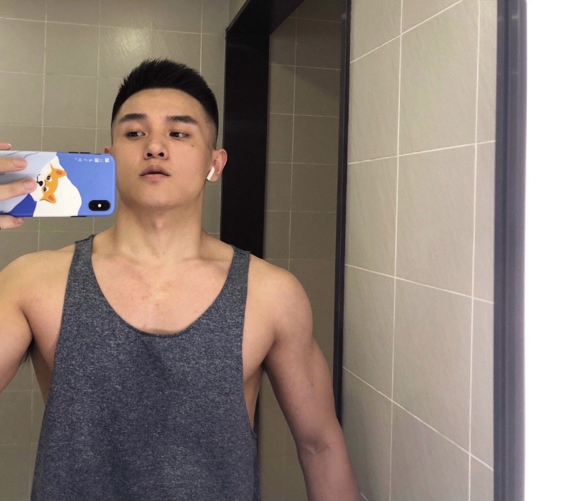 李文亮的第一张照片--芜湖相亲服务中心