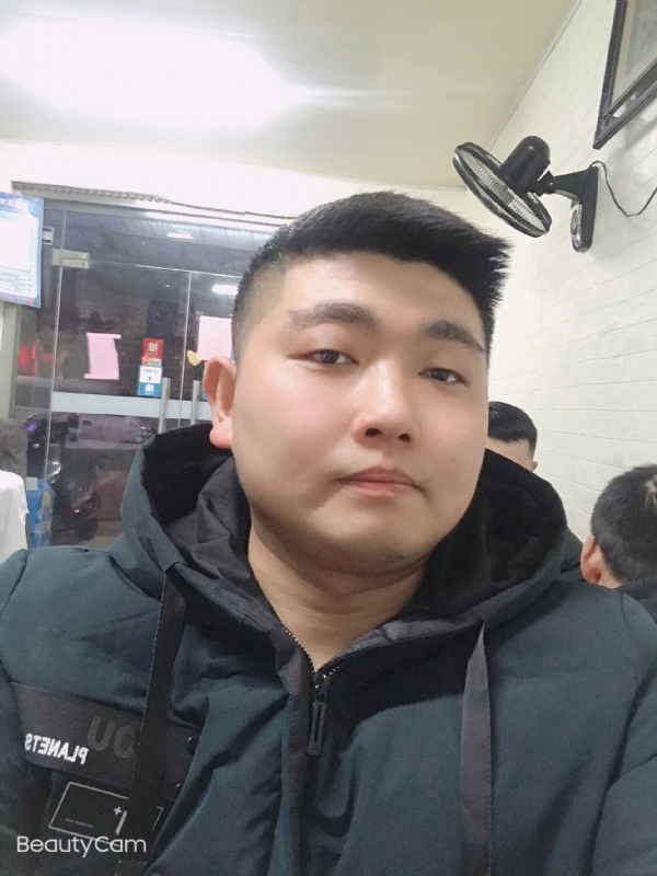 回忆是个小孩的第一张照片--芜湖相亲服务中心