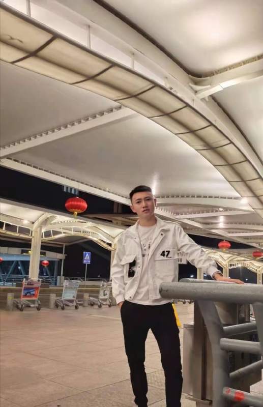 猕猴的第一张照片--芜湖相亲服务中心