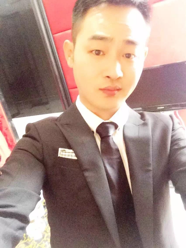 富强的第一张照片--芜湖相亲服务中心