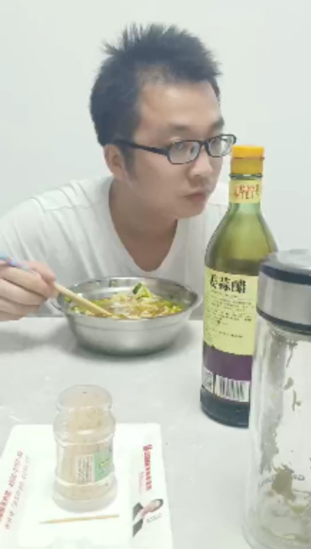 超超的第一张照片--芜湖相亲服务中心