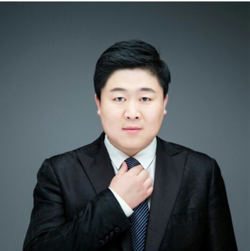 迷途小书童的第一张照片--芜湖相亲服务中心