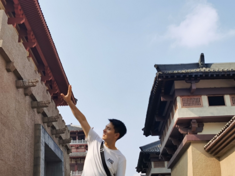 咸鱼不闲的第一张照片--芜湖相亲服务中心