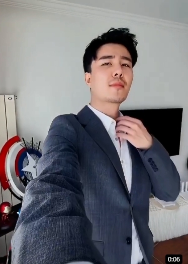 孤獨一郎的第一张照片--芜湖相亲服务中心