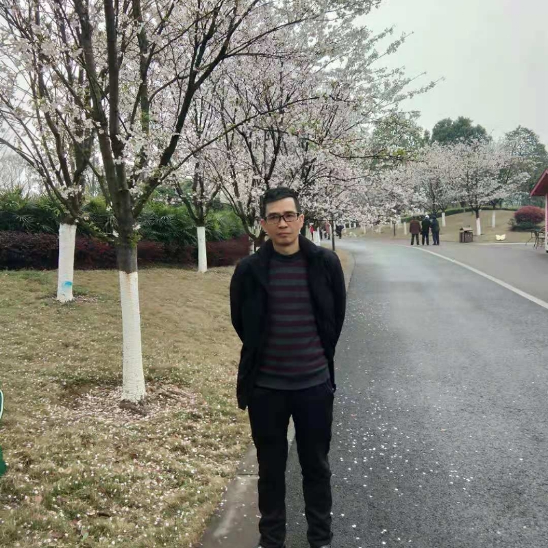 痴心爱人的第一张照片--芜湖相亲服务中心