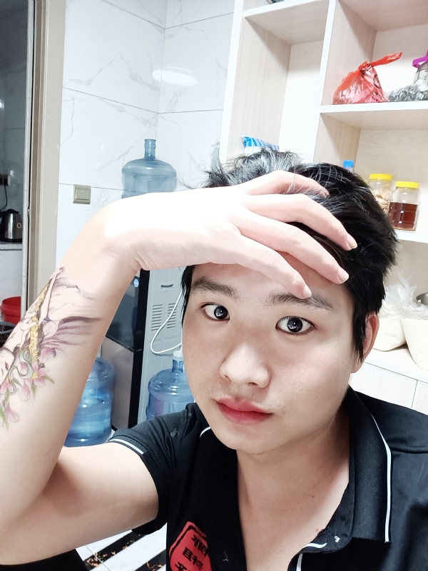 一纸荒年的第一张照片--芜湖相亲服务中心