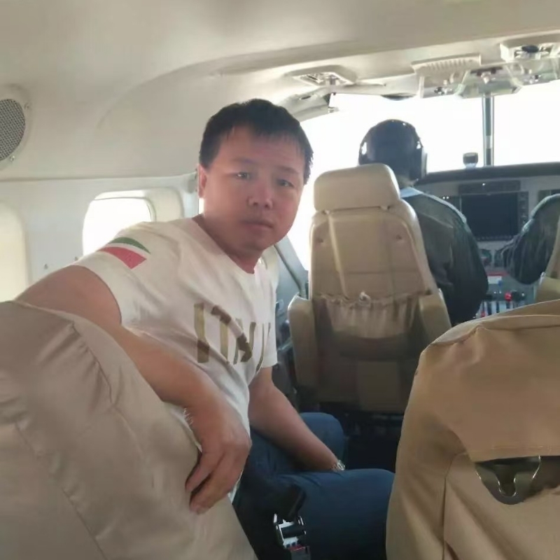 随风飘零的第三张照片--芜湖相亲服务中心