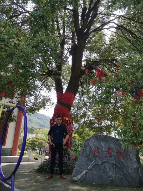 霸气的第一张照片--芜湖相亲服务中心