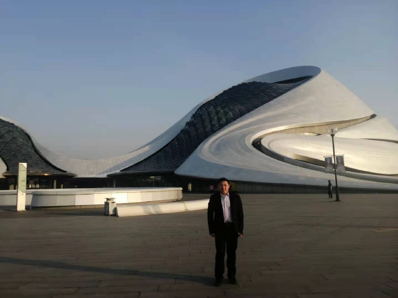 荣荣的第一张照片--芜湖相亲服务中心