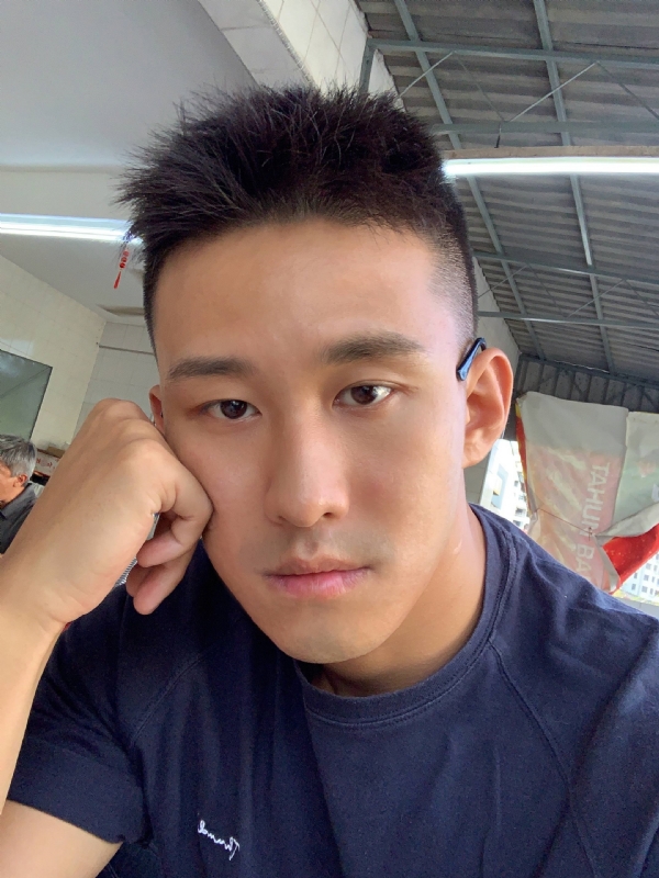 相见恨晚的第二张照片--芜湖相亲服务中心