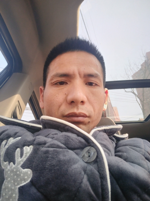 青春不长在的第一张照片--芜湖相亲服务中心