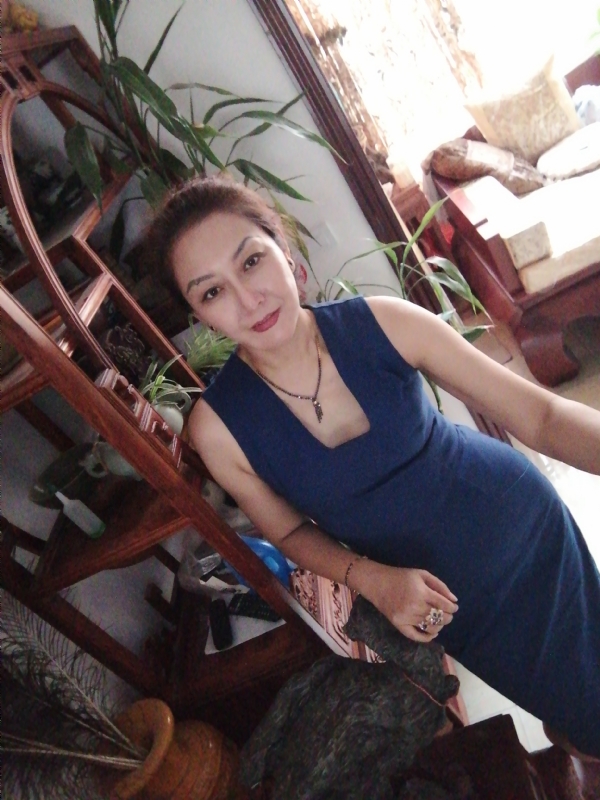 1975珠砂痣的第二张照片--芜湖相亲服务中心