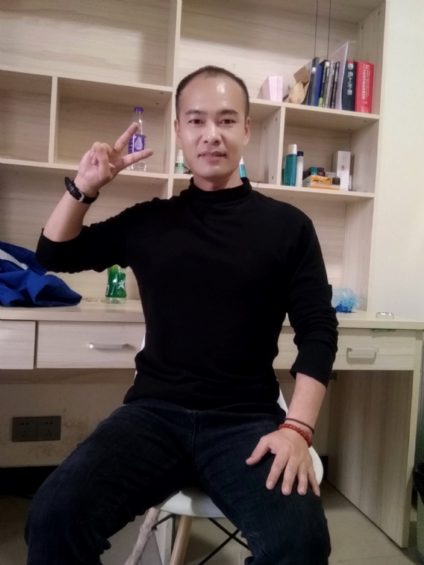 熊大与熊二的第一张照片--芜湖相亲服务中心