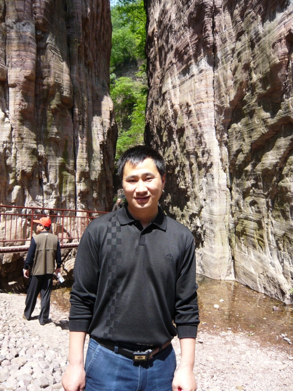 阳光幸福快乐的第三张照片--芜湖相亲服务中心