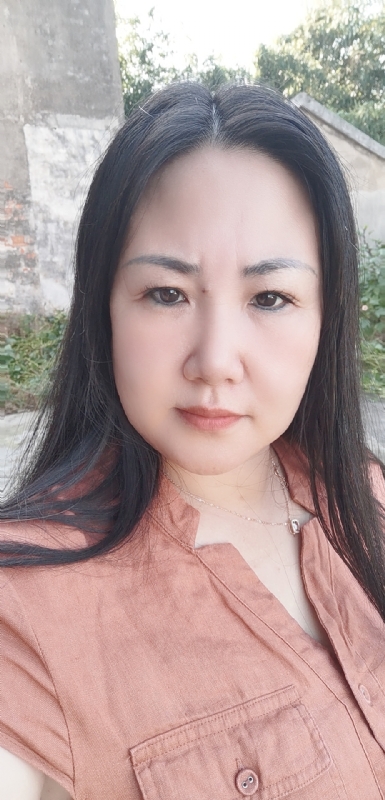 乖乖一女的第二张照片--芜湖相亲服务中心