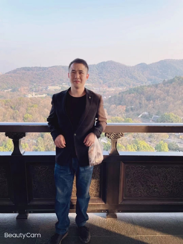 周周的第一张照片--芜湖相亲服务中心