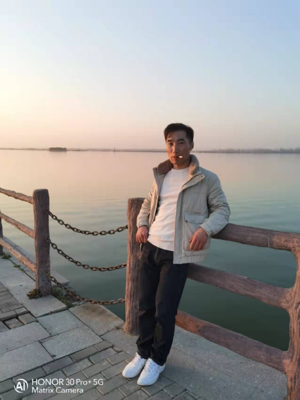 望月兔的第一张照片--芜湖相亲服务中心