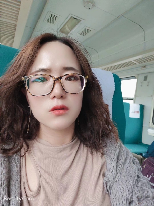 云烟成雨的第一张照片--芜湖相亲服务中心