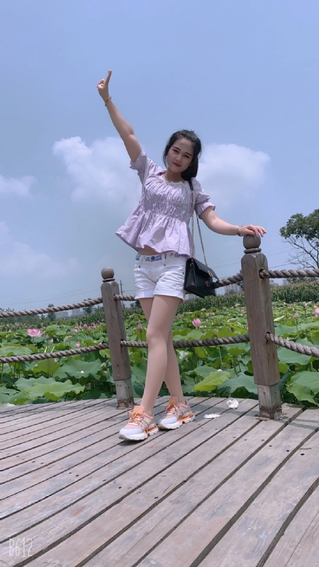 秋水伊人的第三张照片--芜湖相亲服务中心