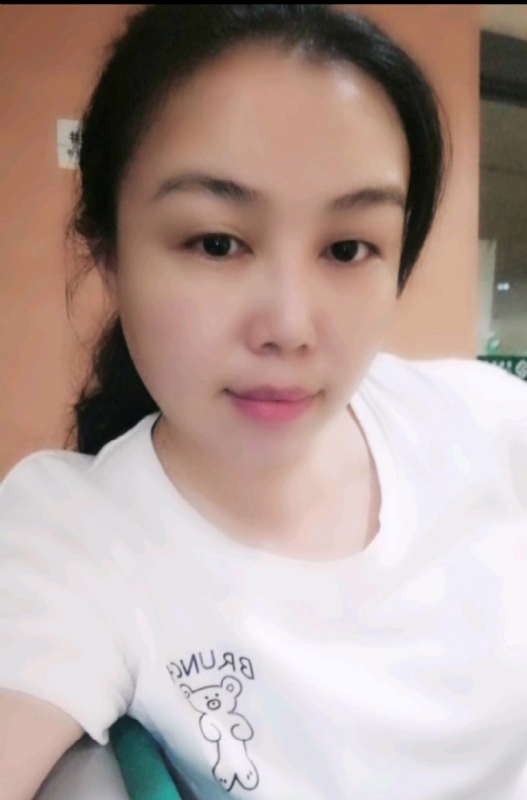 淡淡的云的第一张照片--芜湖相亲服务中心