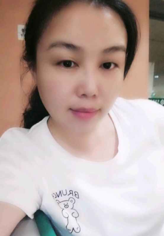 淡淡的云的第三张照片--芜湖相亲服务中心