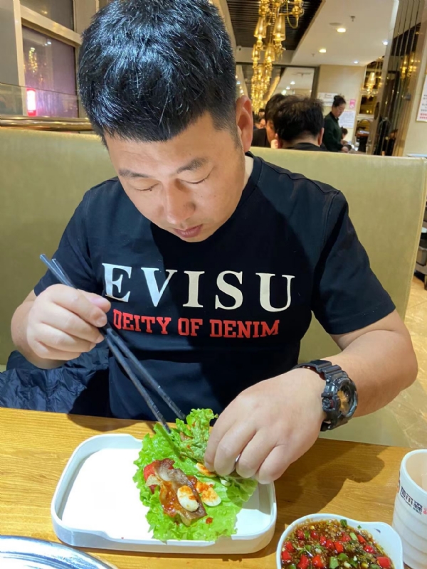 砒霜的第一张照片--芜湖相亲服务中心