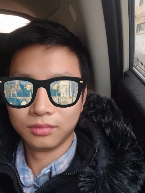 请问揉揉头的第一张照片--芜湖相亲服务中心