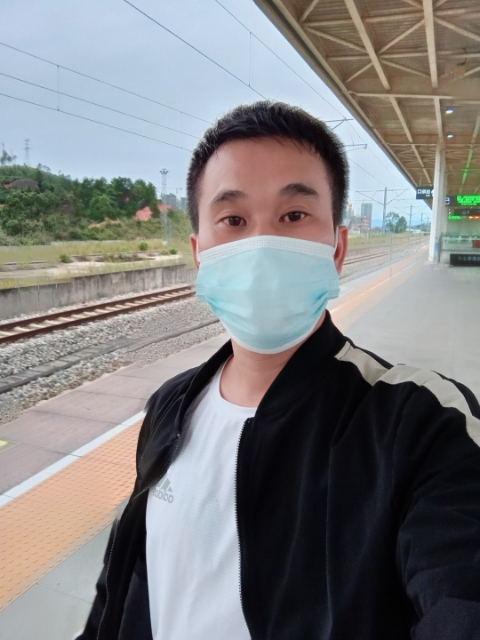 小李的第一张照片--芜湖相亲服务中心