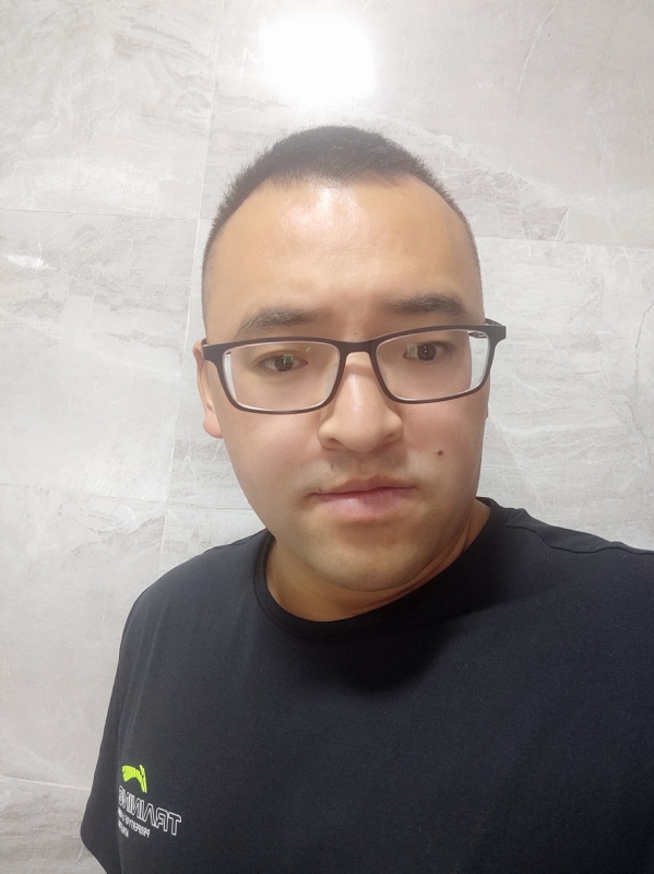 只愿得一人心的第三张照片--芜湖相亲服务中心