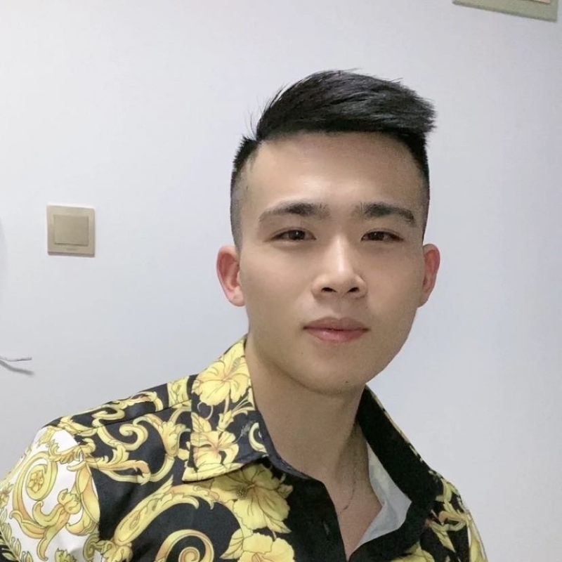 迷彩冲锋衣的第一张照片--芜湖相亲服务中心