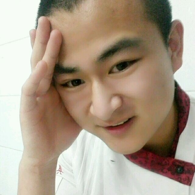 人潮拥挤的第一张照片--芜湖相亲服务中心