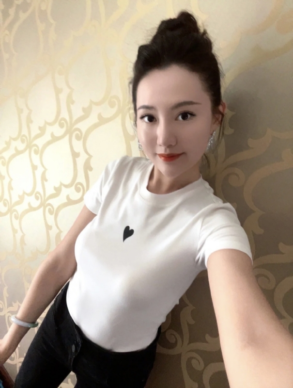 雨熙的第一张照片--芜湖相亲服务中心