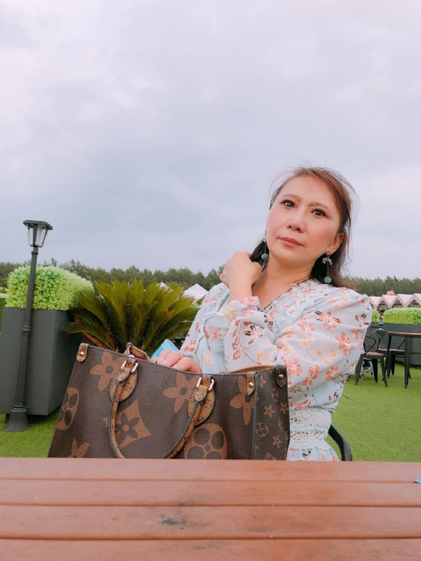 鸿运来的第一张照片--芜湖相亲服务中心