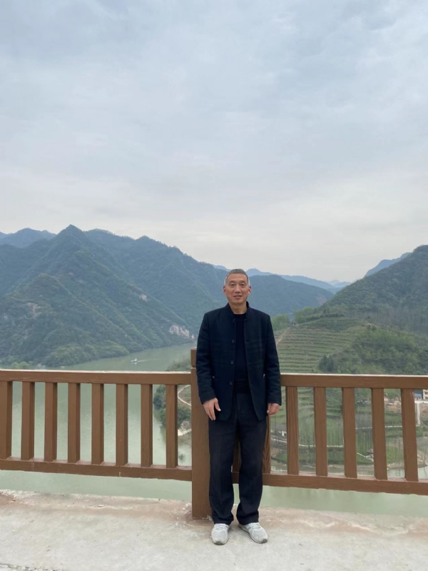 雪芳的第一张照片--芜湖相亲服务中心