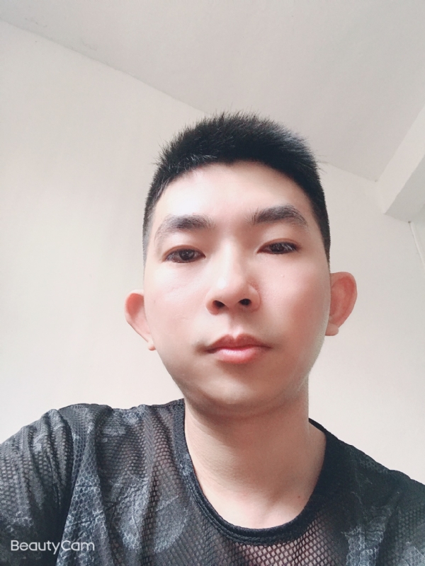 诚恳的第一张照片--芜湖相亲服务中心