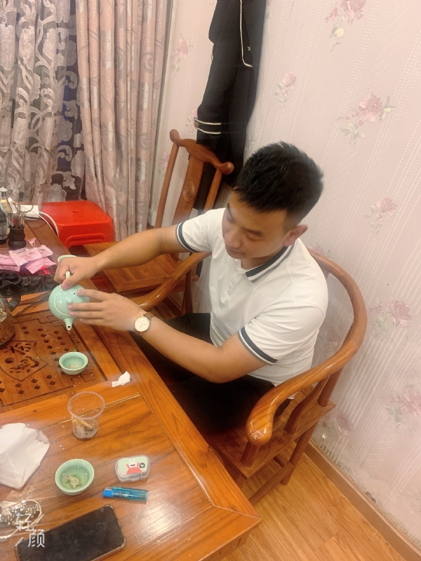 古有风琴的第一张照片--芜湖相亲服务中心