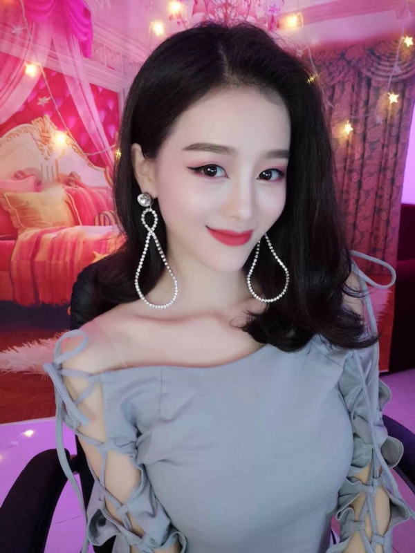 Cici的第三张照片--芜湖相亲服务中心