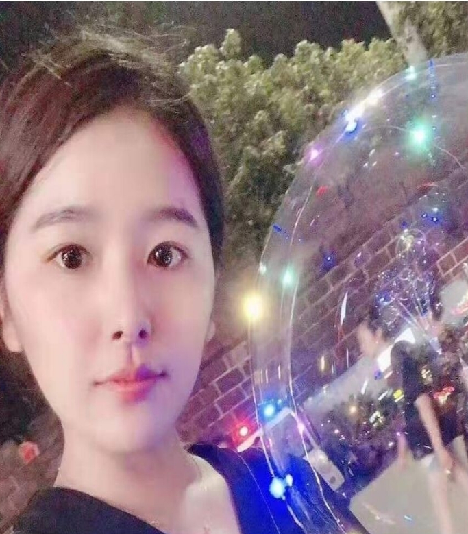 心碎小猪的第一张照片--芜湖相亲服务中心