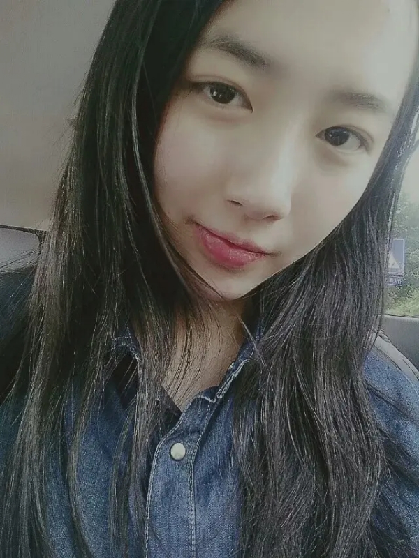 小她的第一张照片--芜湖相亲服务中心