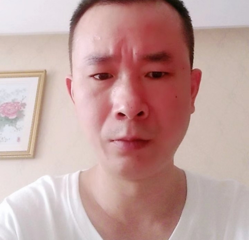 自由飞翔的第一张照片--芜湖相亲服务中心